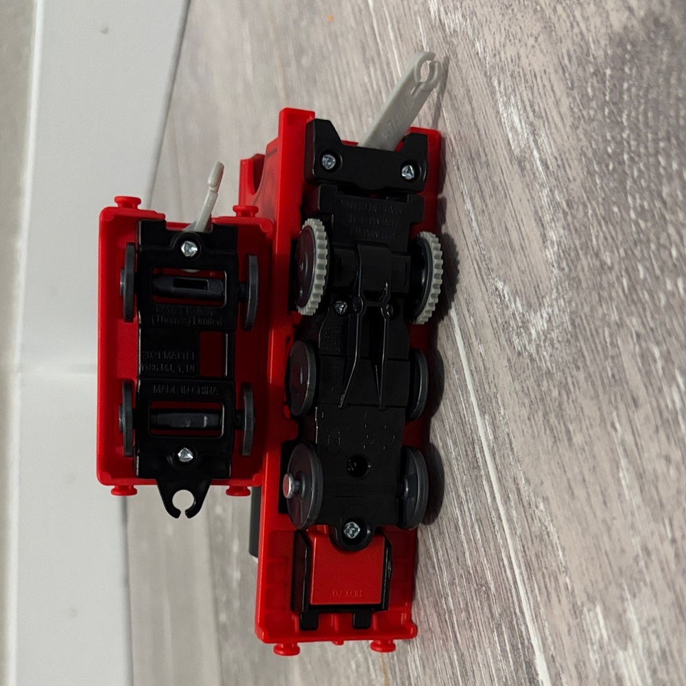 Trackmaster All Engines Go James and Tender - Works - Picture 6 of 8